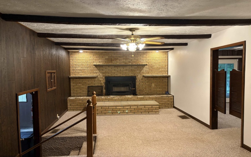 1726 Flaggy Meadow Road, Mannington, West Virginia 26582, 3 Bedrooms Bedrooms, 6 Rooms Rooms,1 BathroomBathrooms,Single Family Detached,For Sale,Flaggy Meadow,0,10166394