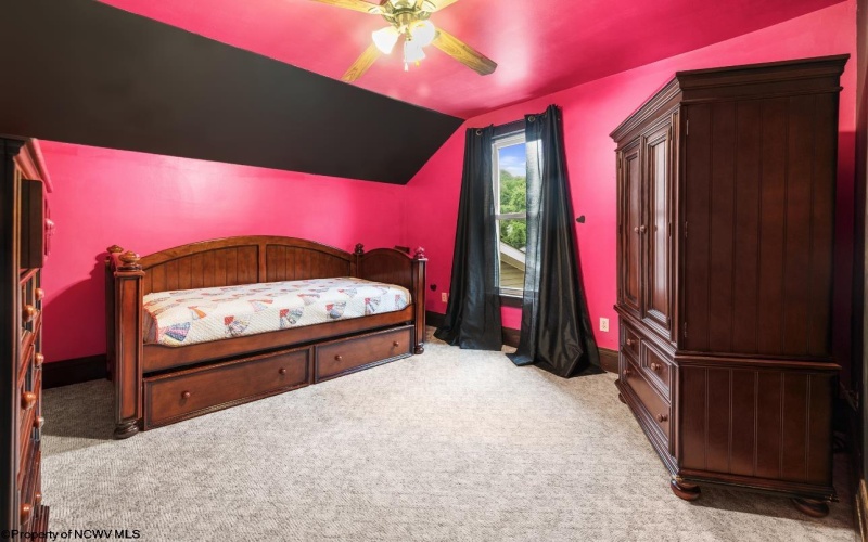 401 Jefferson Street, Mannington, West Virginia 26582, 3 Bedrooms Bedrooms, 8 Rooms Rooms,2 BathroomsBathrooms,Single Family Detached,For Sale,Jefferson,0,10166399