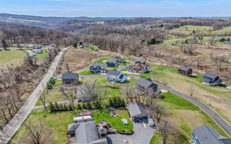 204 Santorini Avenue, Morgantown, West Virginia 26508, 5 Bedrooms Bedrooms, 15 Rooms Rooms,3 BathroomsBathrooms,Single Family Detached,For Sale,Santorini,0,10166402