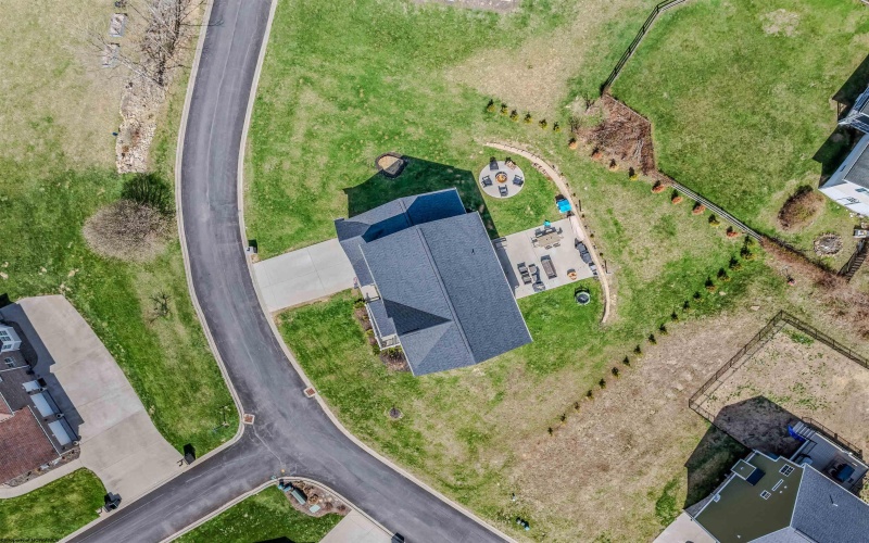204 Santorini Avenue, Morgantown, West Virginia 26508, 5 Bedrooms Bedrooms, 15 Rooms Rooms,3 BathroomsBathrooms,Single Family Detached,For Sale,Santorini,0,10166402
