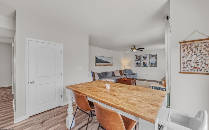 204 Santorini Avenue, Morgantown, West Virginia 26508, 5 Bedrooms Bedrooms, 15 Rooms Rooms,3 BathroomsBathrooms,Single Family Detached,For Sale,Santorini,0,10166402