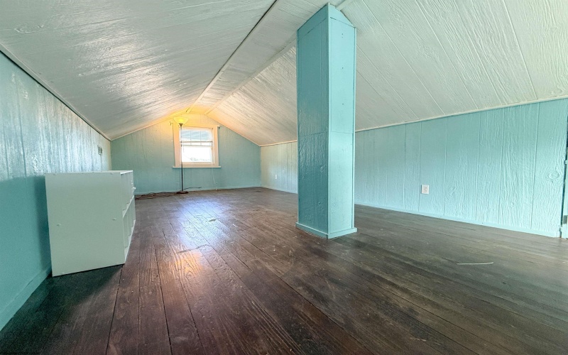 607 Joseph Street, Clarksburg, West Virginia 26301, 3 Bedrooms Bedrooms, 7 Rooms Rooms,1 BathroomBathrooms,Single Family Detached,For Sale,Joseph,0,10166417