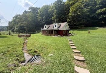 252 Gateway Road, Wallace, West Virginia 26448, 3 Bedrooms Bedrooms, 6 Rooms Rooms,2 BathroomsBathrooms,Single Family Detached,For Sale,Gateway,0,10166412