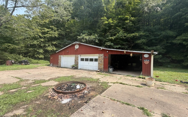 252 Gateway Road, Wallace, West Virginia 26448, 3 Bedrooms Bedrooms, 6 Rooms Rooms,2 BathroomsBathrooms,Single Family Detached,For Sale,Gateway,0,10166412