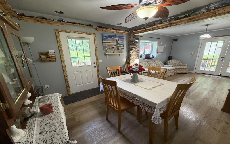 252 Gateway Road, Wallace, West Virginia 26448, 3 Bedrooms Bedrooms, 6 Rooms Rooms,2 BathroomsBathrooms,Single Family Detached,For Sale,Gateway,0,10166412
