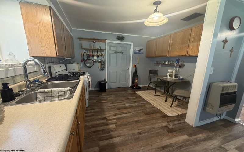 252 Gateway Road, Wallace, West Virginia 26448, 3 Bedrooms Bedrooms, 6 Rooms Rooms,2 BathroomsBathrooms,Single Family Detached,For Sale,Gateway,0,10166412