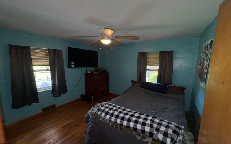 106 Cordelia Avenue, Fairmont, West Virginia 26554, 3 Bedroom Bedrooms, 10 Room Rooms,2 BathroomBathrooms,Single Family Detached,For Sale,Cordelia,0,10166411