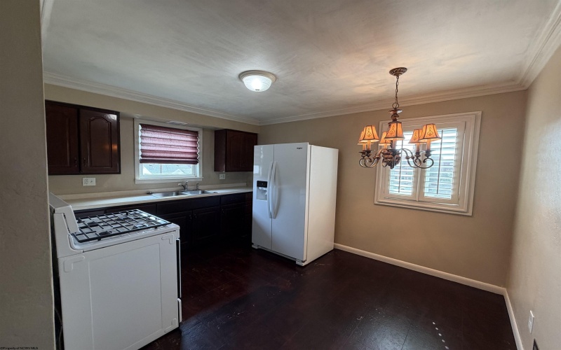 104 1/2 Maryland Avenue, Clarksburg, West Virginia 26301, 2 Bedrooms Bedrooms, 5 Rooms Rooms,1 BathroomBathrooms,Single Family Detached,For Sale,Maryland,0,10166408
