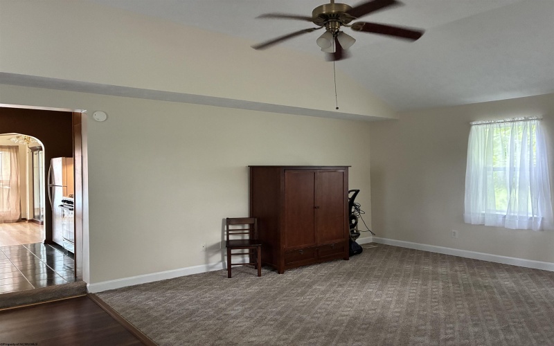 1106 Harvatis Street, Morgantown, West Virginia 26508, 2 Bedrooms Bedrooms, 5 Rooms Rooms,1 BathroomBathrooms,Single Family Detached,For Sale,Harvatis,0,10166418