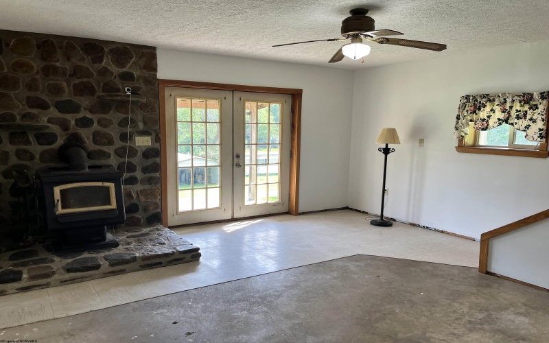 493 Sandy Avenue, Buckhannon, West Virginia 26201-0000, 4 Bedrooms Bedrooms, 8 Rooms Rooms,2 BathroomsBathrooms,Single Family Detached,For Sale,Sandy,0,10166433