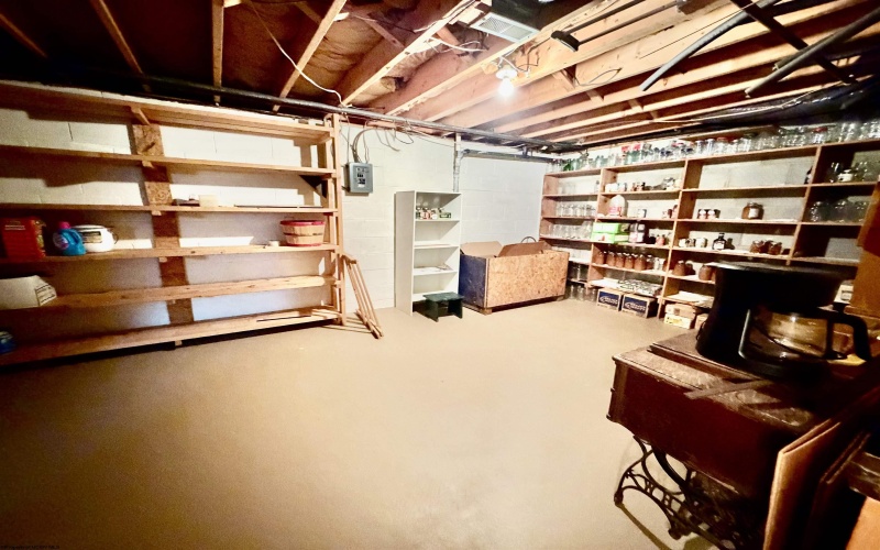 334 Keith Fork Road, Weston, West Virginia 26452, 3 Bedrooms Bedrooms, 12 Rooms Rooms,2 BathroomsBathrooms,Single Family Detached,For Sale,Keith Fork,0,10166432