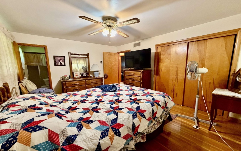 334 Keith Fork Road, Weston, West Virginia 26452, 3 Bedrooms Bedrooms, 12 Rooms Rooms,2 BathroomsBathrooms,Single Family Detached,For Sale,Keith Fork,0,10166432