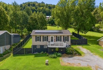 9555 George Washington Highway, Bridgeport, West Virginia 26330, 2 Bedrooms Bedrooms, 6 Rooms Rooms,2 BathroomsBathrooms,Single Family Detached,For Sale,George Washington,0,10166431