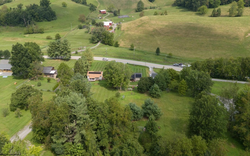9555 George Washington Highway, Bridgeport, West Virginia 26330, 2 Bedrooms Bedrooms, 6 Rooms Rooms,2 BathroomsBathrooms,Single Family Detached,For Sale,George Washington,0,10166431
