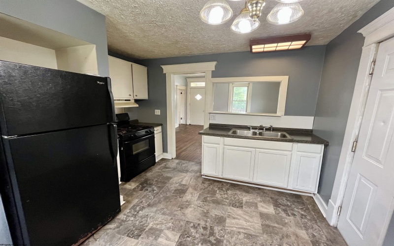 135 Charles Street, Clarksburg, West Virginia 26301, 2 Bedrooms Bedrooms, 4 Rooms Rooms,1 BathroomBathrooms,Single Family Detached,For Sale,Charles,0,10166429 135 Charles Street, Clarksburg, West Virginia 26301, 2 Bedrooms Bedrooms, 4 Rooms Rooms,1 BathroomBathrooms,Single Family Detached,For Sale,Charles,0,10166429