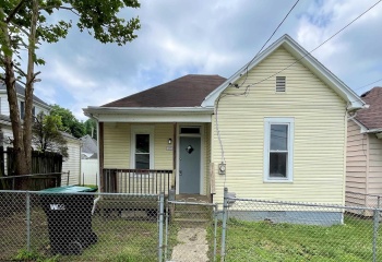 135 Charles Street, Clarksburg, West Virginia 26301, 2 Bedrooms Bedrooms, 4 Rooms Rooms,1 BathroomBathrooms,Single Family Detached,For Sale,Charles,0,10166429