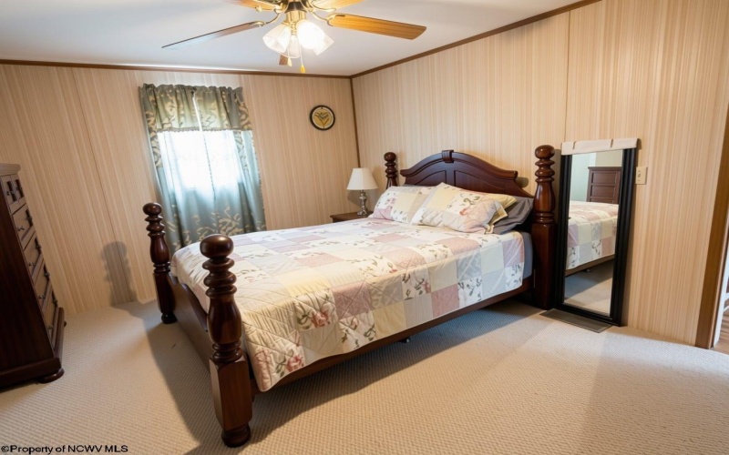 200 Love Drive, Kingwood, West Virginia 26537, 3 Bedrooms Bedrooms, 7 Rooms Rooms,2 BathroomsBathrooms,Single Family Detached,For Sale,Love,0,10166428