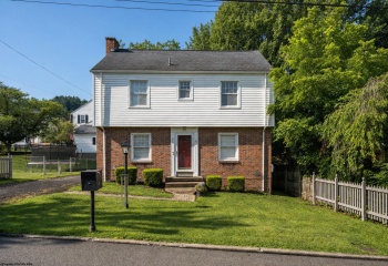 317 Spring Avenue, Clarksburg, West Virginia 26301, 3 Bedrooms Bedrooms, 7 Rooms Rooms,2 BathroomsBathrooms,Single Family Detached,For Sale,Spring,0,10166424