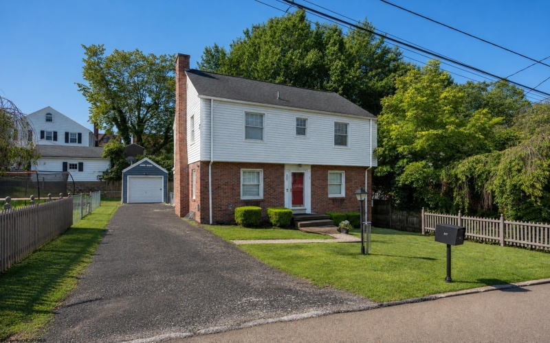 317 Spring Avenue, Clarksburg, West Virginia 26301, 3 Bedrooms Bedrooms, 7 Rooms Rooms,2 BathroomsBathrooms,Single Family Detached,For Sale,Spring,0,10166424 317 Spring Avenue, Clarksburg, West Virginia 26301, 3 Bedrooms Bedrooms, 7 Rooms Rooms,2 BathroomsBathrooms,Single Family Detached,For Sale,Spring,0,10166424