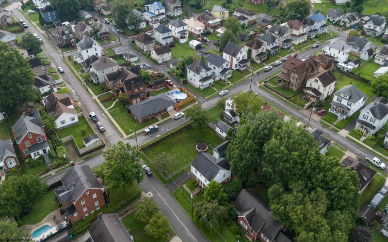 317 Spring Avenue, Clarksburg, West Virginia 26301, 3 Bedrooms Bedrooms, 7 Rooms Rooms,2 BathroomsBathrooms,Single Family Detached,For Sale,Spring,0,10166424 317 Spring Avenue, Clarksburg, West Virginia 26301, 3 Bedrooms Bedrooms, 7 Rooms Rooms,2 BathroomsBathrooms,Single Family Detached,For Sale,Spring,0,10166424