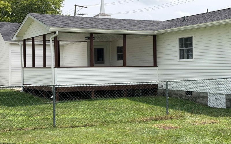 706 Central Street, Elkins, West Virginia 26241, 4 Bedrooms Bedrooms, 8 Rooms Rooms,2 BathroomsBathrooms,Single Family Detached,For Sale,Central,0,10166425