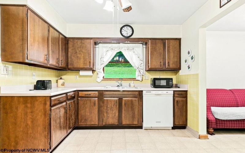 121 Grant Street, Clarksburg, West Virginia 26301, 3 Bedrooms Bedrooms, 6 Rooms Rooms,2 BathroomsBathrooms,Single Family Detached,For Sale,Grant,0,10166435 121 Grant Street, Clarksburg, West Virginia 26301, 3 Bedrooms Bedrooms, 6 Rooms Rooms,2 BathroomsBathrooms,Single Family Detached,For Sale,Grant,0,10166435