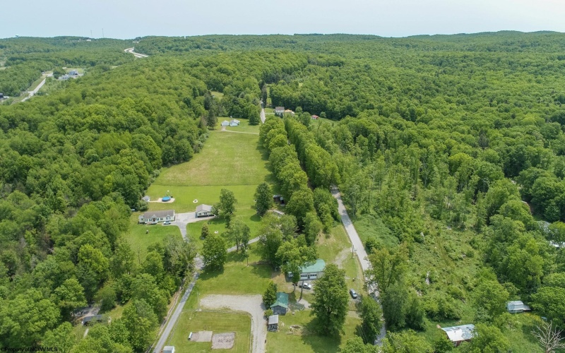 171 Maryland Line Road, Bruceton Mills, West Virginia 26525, 0 , 0 ,0,Commercial (for Sale),For Sale,Maryland Line,0,10160065