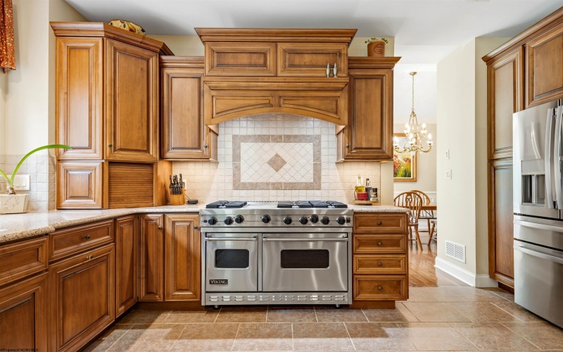 6011 Woodlands Bluff Road, Morgantown, West Virginia 26508, 4 Bedrooms Bedrooms, 14 Rooms Rooms,4 BathroomsBathrooms,Single Family Detached,For Sale,Woodlands Bluff,0,10166445