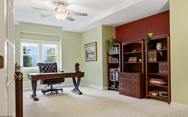 6011 Woodlands Bluff Road, Morgantown, West Virginia 26508, 4 Bedrooms Bedrooms, 14 Rooms Rooms,4 BathroomsBathrooms,Single Family Detached,For Sale,Woodlands Bluff,0,10166445
