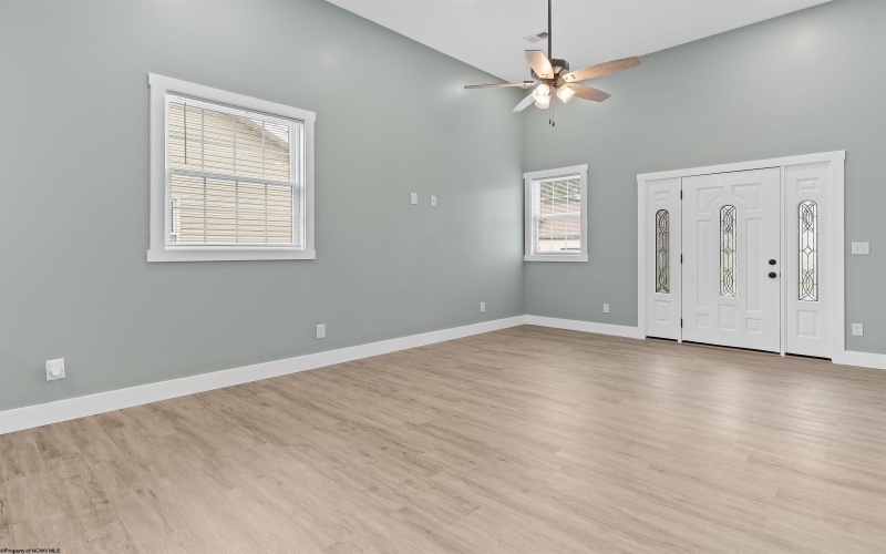 403 Corona Drive, Morgantown, West Virginia 26508, 3 Bedrooms Bedrooms, 6 Rooms Rooms,2 BathroomsBathrooms,Single Family Detached,For Sale,Corona,0,10166446