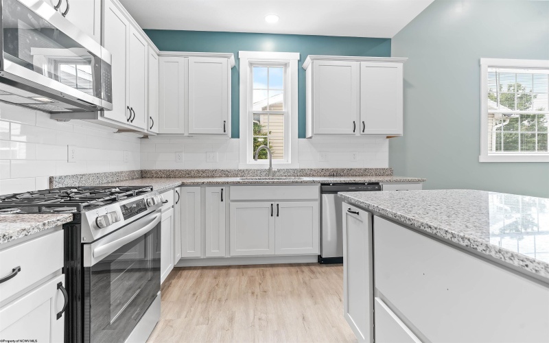 403 Corona Drive, Morgantown, West Virginia 26508, 3 Bedrooms Bedrooms, 6 Rooms Rooms,2 BathroomsBathrooms,Single Family Detached,For Sale,Corona,0,10166446