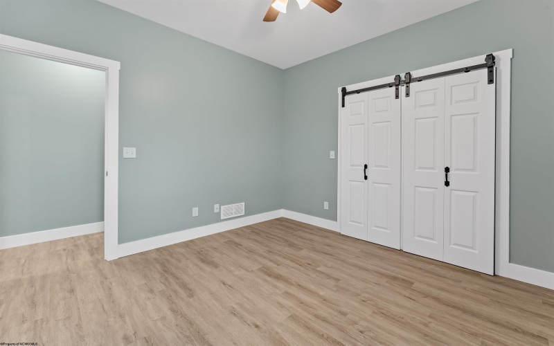 403 Corona Drive, Morgantown, West Virginia 26508, 3 Bedrooms Bedrooms, 6 Rooms Rooms,2 BathroomsBathrooms,Single Family Detached,For Sale,Corona,0,10166446