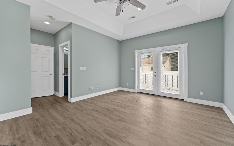 403 Corona Drive, Morgantown, West Virginia 26508, 3 Bedrooms Bedrooms, 6 Rooms Rooms,2 BathroomsBathrooms,Single Family Detached,For Sale,Corona,0,10166446