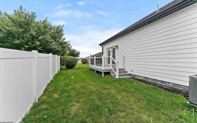 403 Corona Drive, Morgantown, West Virginia 26508, 3 Bedrooms Bedrooms, 6 Rooms Rooms,2 BathroomsBathrooms,Single Family Detached,For Sale,Corona,0,10166446