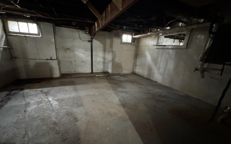 515 Center Avenue, Weston, West Virginia 26452, 3 Bedrooms Bedrooms, 8 Rooms Rooms,1 BathroomBathrooms,Single Family Detached,For Sale,Center,0,10166444 515 Center Avenue, Weston, West Virginia 26452, 3 Bedrooms Bedrooms, 8 Rooms Rooms,1 BathroomBathrooms,Single Family Detached,For Sale,Center,0,10166444