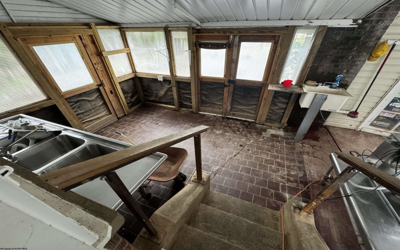 515 Center Avenue, Weston, West Virginia 26452, 3 Bedrooms Bedrooms, 8 Rooms Rooms,1 BathroomBathrooms,Single Family Detached,For Sale,Center,0,10166444 515 Center Avenue, Weston, West Virginia 26452, 3 Bedrooms Bedrooms, 8 Rooms Rooms,1 BathroomBathrooms,Single Family Detached,For Sale,Center,0,10166444