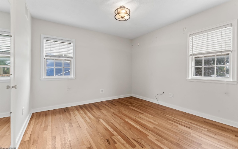 521 Junior Avenue, Morgantown, West Virginia 26505, 3 Bedrooms Bedrooms, 8 Rooms Rooms,2 BathroomsBathrooms,Single Family Detached,For Sale,Junior,0,10166442