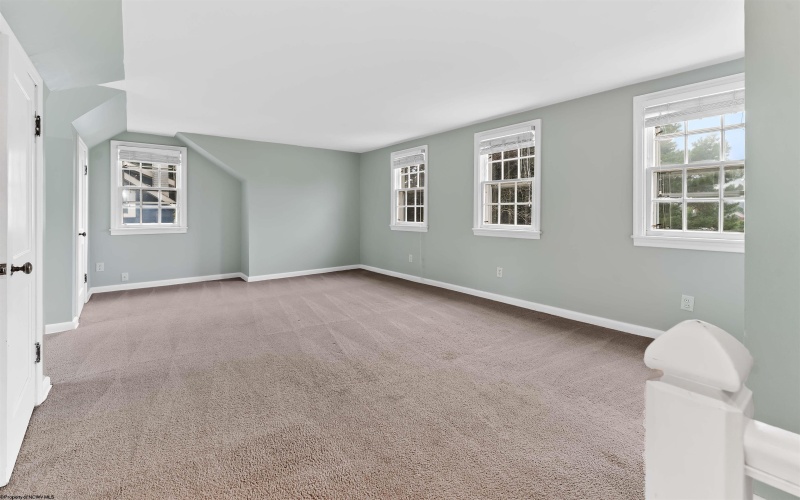 521 Junior Avenue, Morgantown, West Virginia 26505, 3 Bedrooms Bedrooms, 8 Rooms Rooms,2 BathroomsBathrooms,Single Family Detached,For Sale,Junior,0,10166442