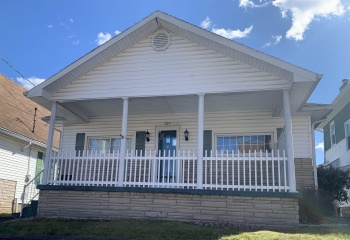 207 Highland Avenue, Fairmont, West Virginia 26554, 3 Bedrooms Bedrooms, 6 Rooms Rooms,1 BathroomBathrooms,Single Family Detached,For Sale,Highland,0,10166438