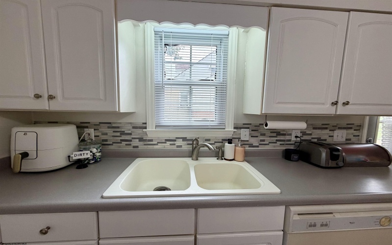 2013 Pride Avenue, Clarksburg, West Virginia 26301, 2 Bedrooms Bedrooms, 4 Rooms Rooms,1 BathroomBathrooms,Single Family Detached,For Sale,Pride,0,10166447 2013 Pride Avenue, Clarksburg, West Virginia 26301, 2 Bedrooms Bedrooms, 4 Rooms Rooms,1 BathroomBathrooms,Single Family Detached,For Sale,Pride,0,10166447