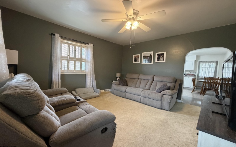 2013 Pride Avenue, Clarksburg, West Virginia 26301, 2 Bedrooms Bedrooms, 4 Rooms Rooms,1 BathroomBathrooms,Single Family Detached,For Sale,Pride,0,10166447 2013 Pride Avenue, Clarksburg, West Virginia 26301, 2 Bedrooms Bedrooms, 4 Rooms Rooms,1 BathroomBathrooms,Single Family Detached,For Sale,Pride,0,10166447