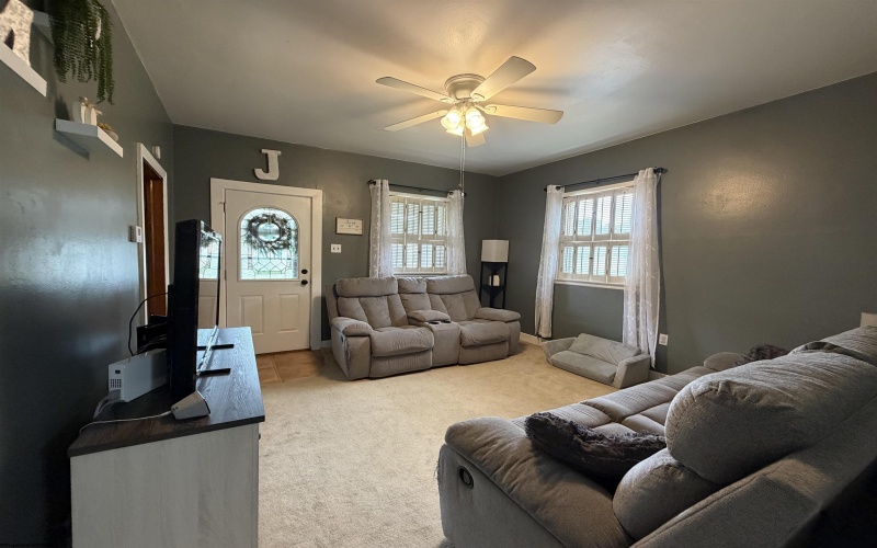 2013 Pride Avenue, Clarksburg, West Virginia 26301, 2 Bedrooms Bedrooms, 4 Rooms Rooms,1 BathroomBathrooms,Single Family Detached,For Sale,Pride,0,10166447 2013 Pride Avenue, Clarksburg, West Virginia 26301, 2 Bedrooms Bedrooms, 4 Rooms Rooms,1 BathroomBathrooms,Single Family Detached,For Sale,Pride,0,10166447