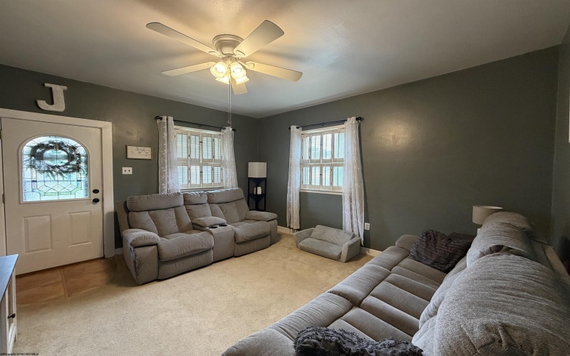 2013 Pride Avenue, Clarksburg, West Virginia 26301, 2 Bedrooms Bedrooms, 4 Rooms Rooms,1 BathroomBathrooms,Single Family Detached,For Sale,Pride,0,10166447 2013 Pride Avenue, Clarksburg, West Virginia 26301, 2 Bedrooms Bedrooms, 4 Rooms Rooms,1 BathroomBathrooms,Single Family Detached,For Sale,Pride,0,10166447