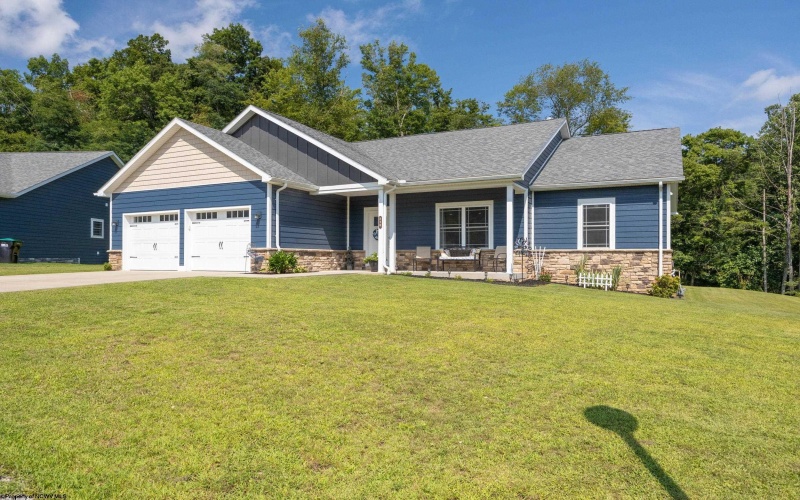 230 Frisco Lane, Bridgeport, West Virginia 26330, 3 Bedrooms Bedrooms, 7 Rooms Rooms,2 BathroomsBathrooms,Single Family Detached,For Sale,Frisco,0,10166449