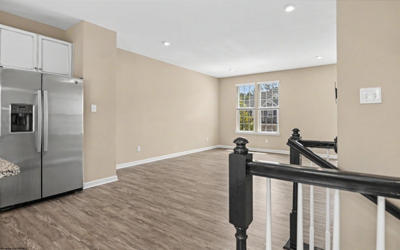 247 Stonehurst Drive, Morgantown, West Virginia 26501, 3 Bedrooms Bedrooms, 7 Rooms Rooms,2 BathroomsBathrooms,Single Family Attached,For Sale,Stonehurst,0,10166436