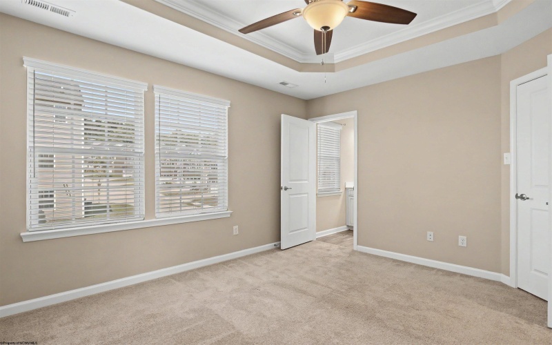 247 Stonehurst Drive, Morgantown, West Virginia 26501, 3 Bedrooms Bedrooms, 7 Rooms Rooms,2 BathroomsBathrooms,Single Family Attached,For Sale,Stonehurst,0,10166436