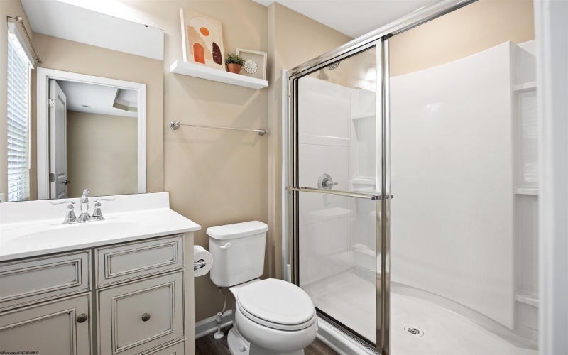 247 Stonehurst Drive, Morgantown, West Virginia 26501, 3 Bedrooms Bedrooms, 7 Rooms Rooms,2 BathroomsBathrooms,Single Family Attached,For Sale,Stonehurst,0,10166436