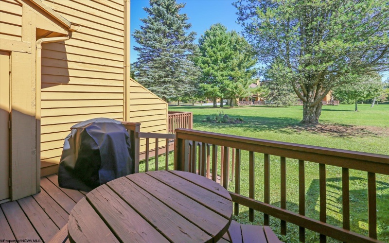 11 Deerfield Circle, Davis, West Virginia 26260, 1 Bedroom Bedrooms, 3 Rooms Rooms,1 BathroomBathrooms,Single Family Attached,For Sale,Deerfield,0,10166439 11 Deerfield Circle, Davis, West Virginia 26260, 1 Bedroom Bedrooms, 3 Rooms Rooms,1 BathroomBathrooms,Single Family Attached,For Sale,Deerfield,0,10166439