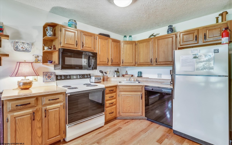 11 Deerfield Circle, Davis, West Virginia 26260, 1 Bedroom Bedrooms, 3 Rooms Rooms,1 BathroomBathrooms,Single Family Attached,For Sale,Deerfield,0,10166439 11 Deerfield Circle, Davis, West Virginia 26260, 1 Bedroom Bedrooms, 3 Rooms Rooms,1 BathroomBathrooms,Single Family Attached,For Sale,Deerfield,0,10166439