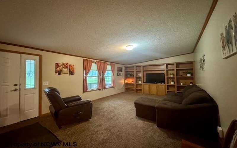 1683 Range Road, Wadestown, West Virginia 26590, 3 Bedrooms Bedrooms, 7 Rooms Rooms,3 BathroomsBathrooms,Single Family Detached,For Sale,Range,0,10166448